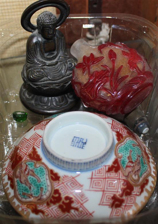 Two Chinese snuff bottles & 3 other items(-)